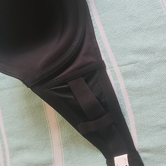 Maidenform Stay Put Strapless Underwire Bra 38DD Like New Black - Picture 6 of 7